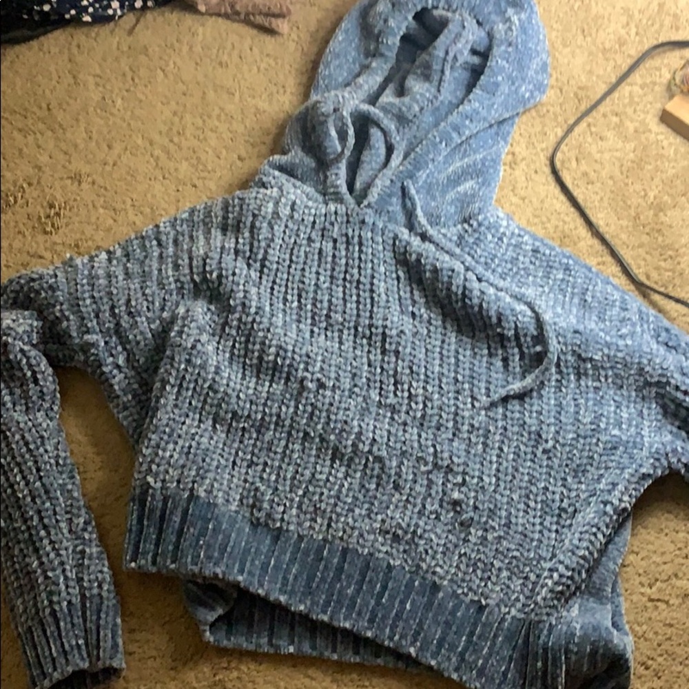 Kitted soft hoodie cropped